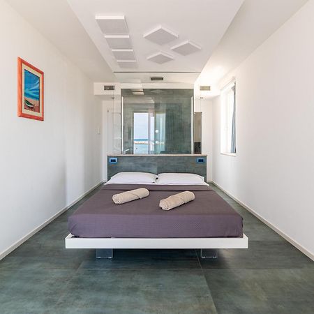 Marina Bay Beach Suites Peschici Exterior foto